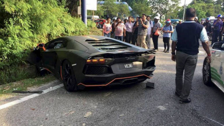 Driver of crashed Lamborghini not underage son of Tan Sri
