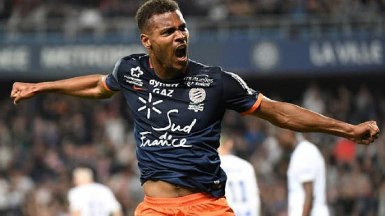 Montpellier admit striker Mounie set for Huddersfield