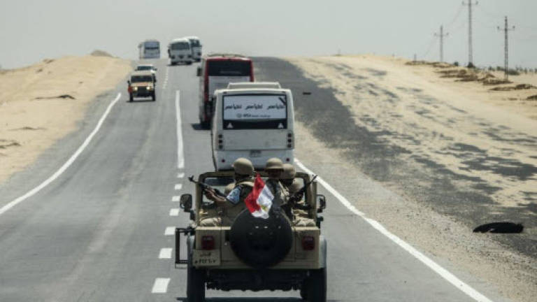Egyptian forces chasing jihadists kill Mexican tourists in error