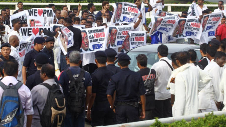 MIC factions at loggerheads at PWTC entrance