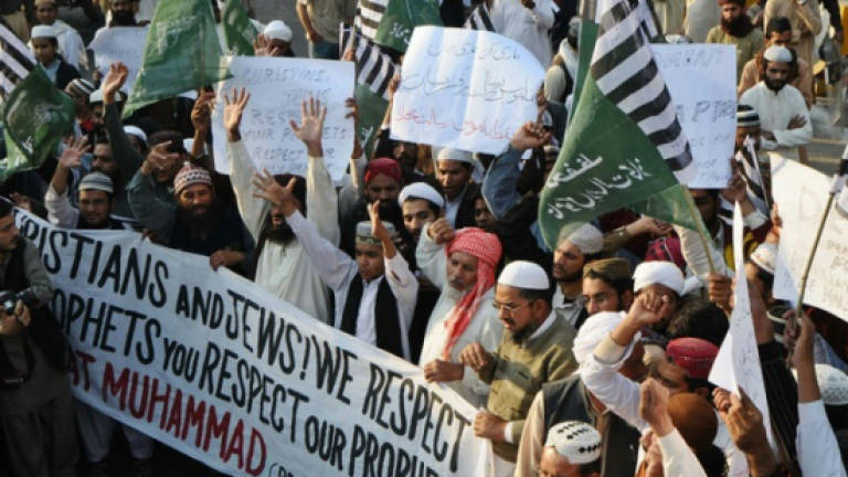 Lawyer risks everything to save Pakistan's blasphemy accused