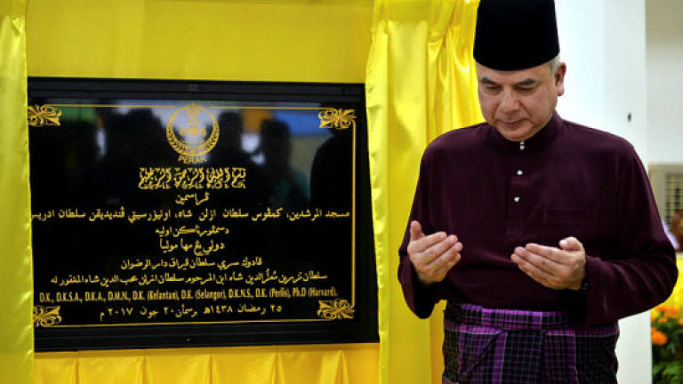 Sultan Nazrin opens Masjid Al-Mursydin in UPSI
