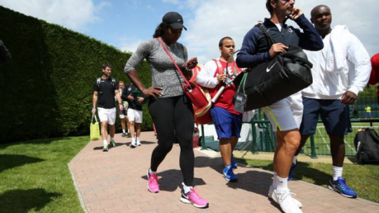 Serena starts bid for 22nd Slam