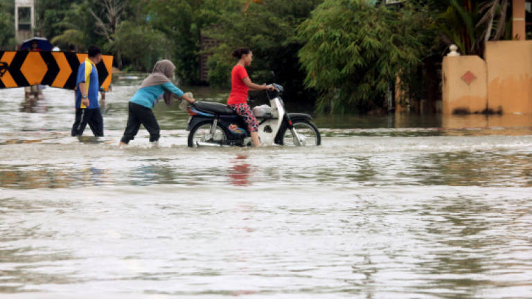 More flood evacuees in Sabah Friday morning