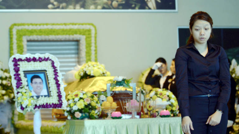 Remains of MH17 victims Foo and Ng cremated