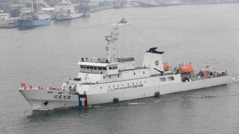 Taiwan sends patrol ships after boat seized by Japan