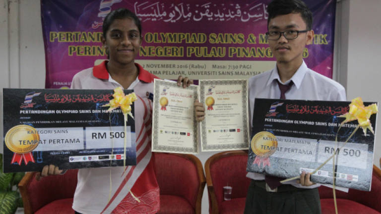 Two form four students represent Penang in Malaysian Science and Mathematics Olympiad next year