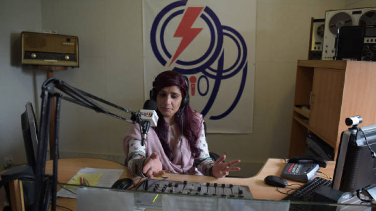 Pakistan radio show confronts 'endemic' ogling of women