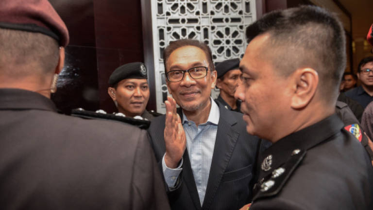 Apex court rejects Anwar's application to admit ex-CCID director's oral testimony (Updated)