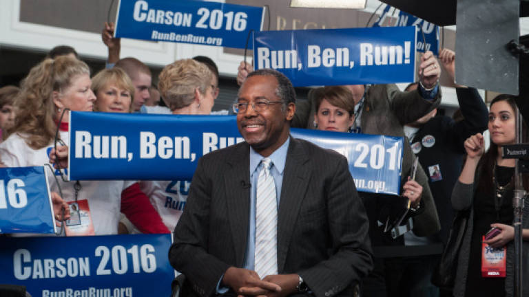 Surgeon Carson seeks Republican presidential nod
