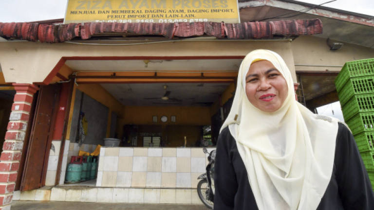 Grit, financial aid from AIM led to Kak Zah's success