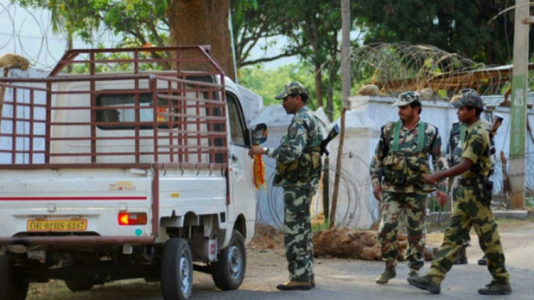 Indian police kill six Maoists in shootout
