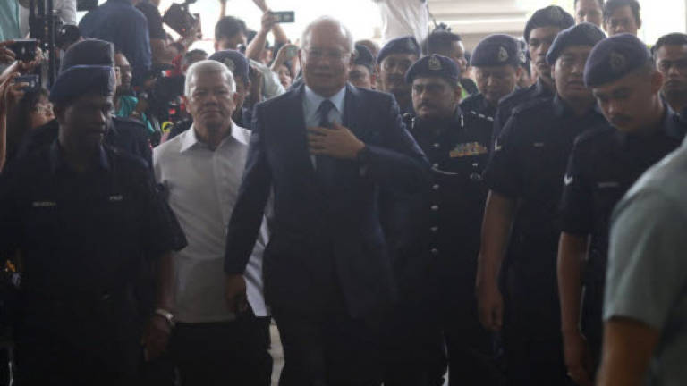 Najib arrives to face 21 more charges