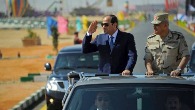 Egypt colonel detained after announcing presidential bid