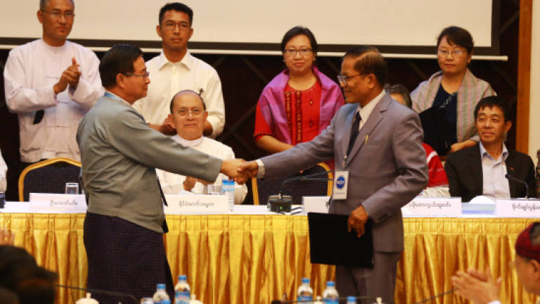 Myanmar, rebels sign draft ceasefire accord