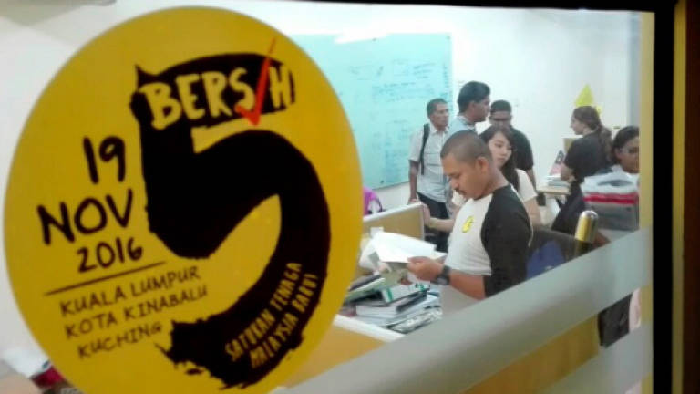 Police detain Bersih leaders on eve of rally