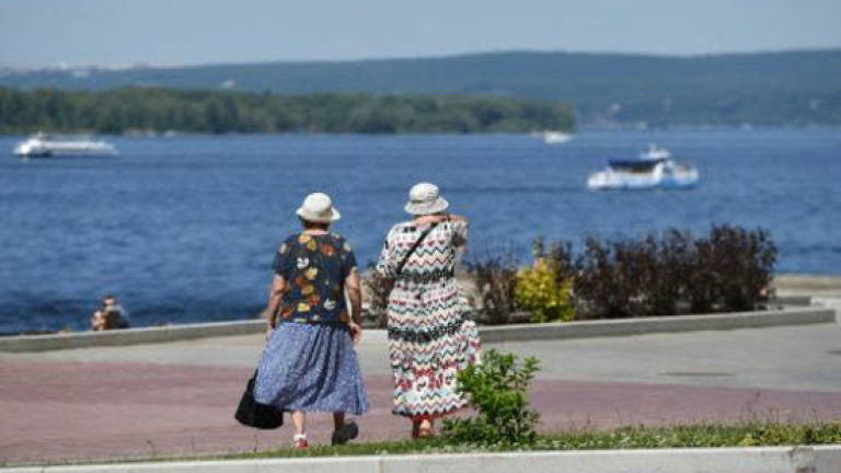 Russian women fear later-life hardship from pension reform