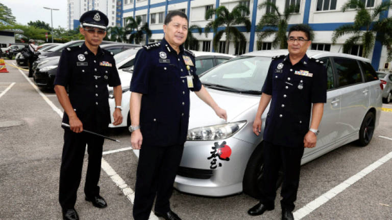 Police cripple luxury car theft gang