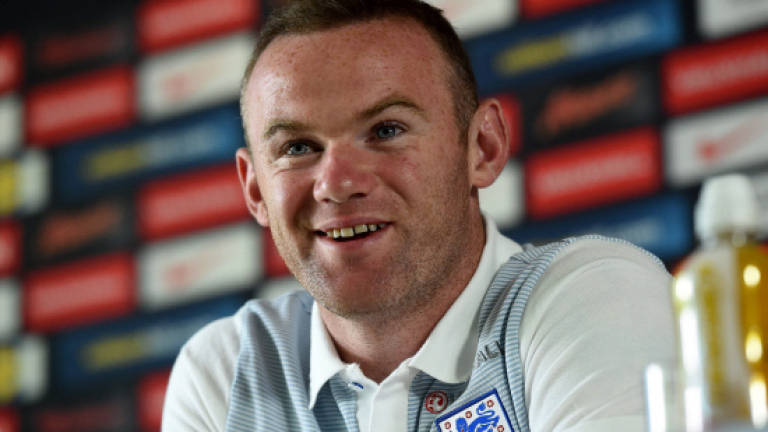 Rooney no longer lonely at the top with England
