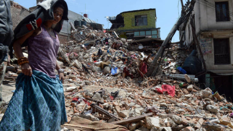 Fearful Nepalis flee capital as death toll passes 3,617