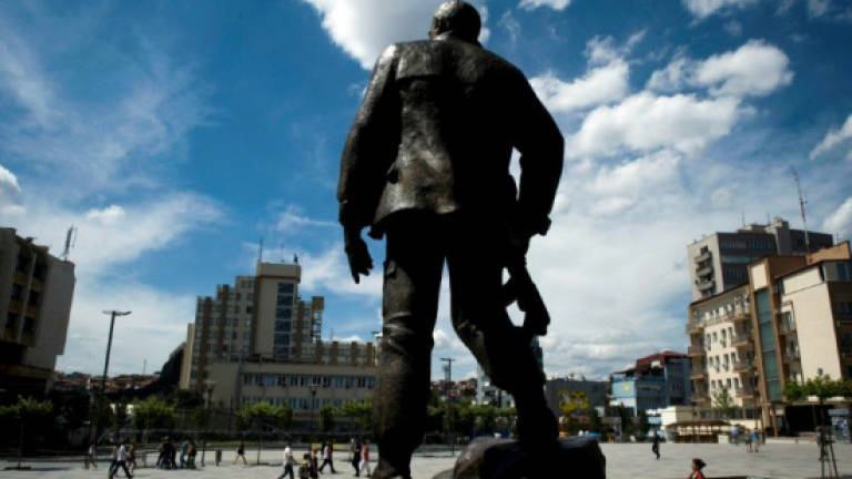 Kosovo's guerrilla 'heroes' fear war crimes court