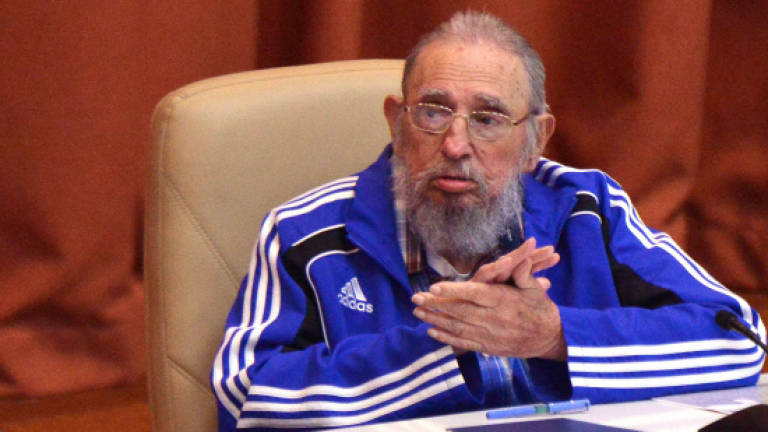 Cuban revolutionary Fidel Castro dies at 90 (Updated)