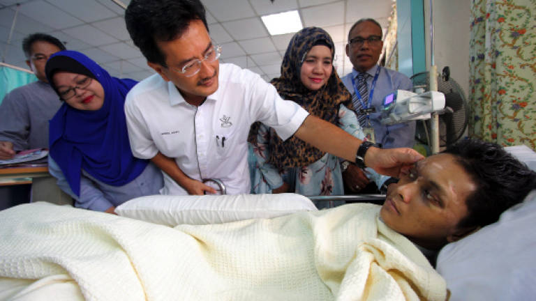 Pahang MB's office helps out student