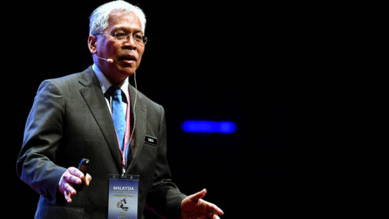 Bold steps must be taken to meet educational challenges: Idris Jusoh
