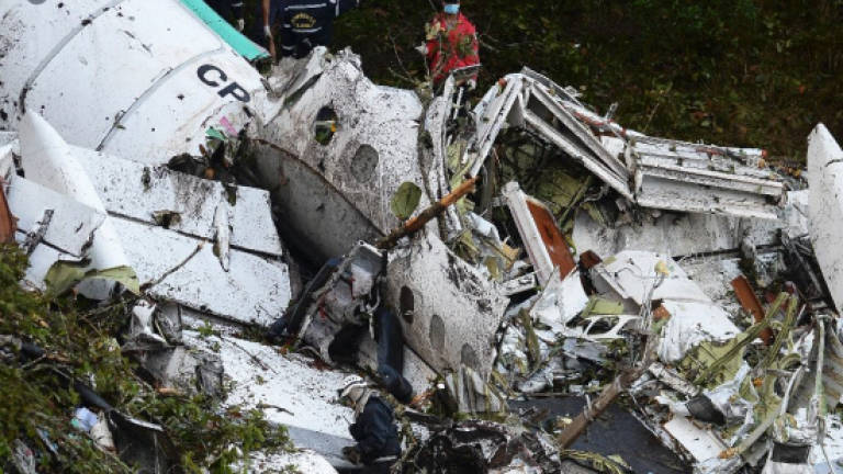 Brazil plane crash team to play again Jan 29