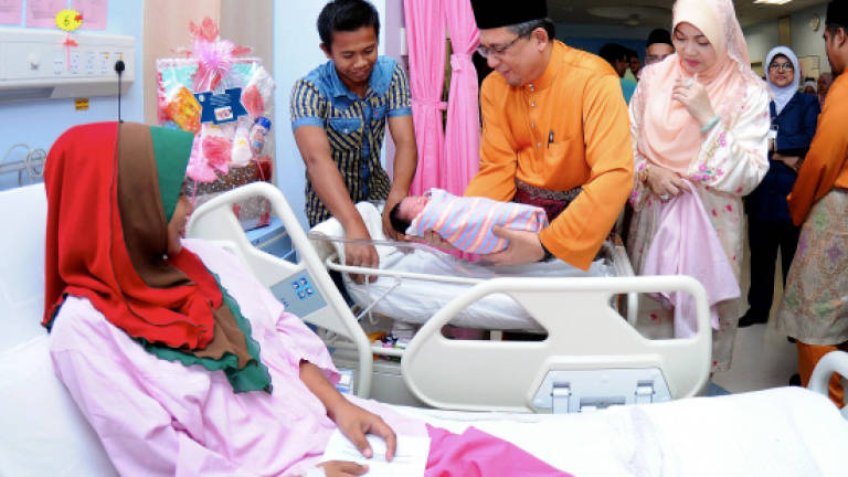 Terengganu govt to continue its 25,000 births a year campaign