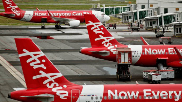 PM Najib launches AirAsia new direct route from Langkawi to Shenzen