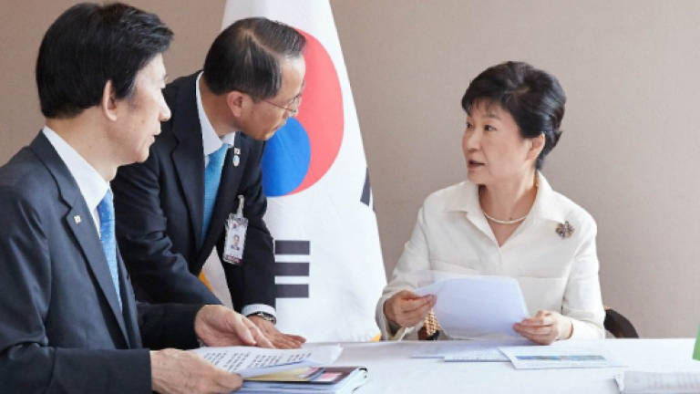S. Korean president to meet opposition after nuke test