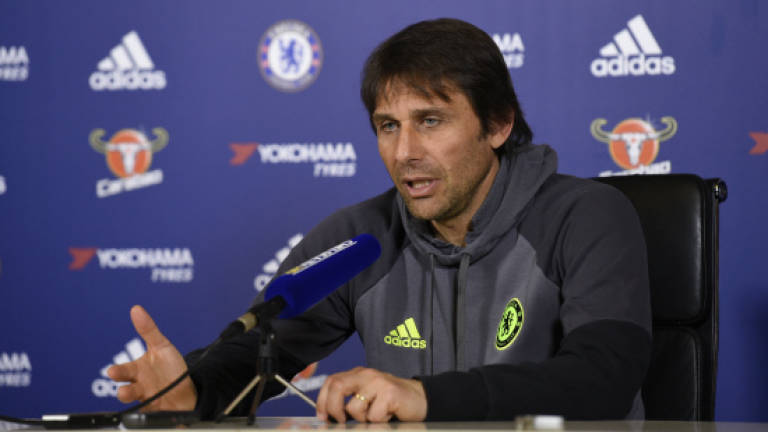 Chelsea boss Conte wants 'fairer' fixture run-in