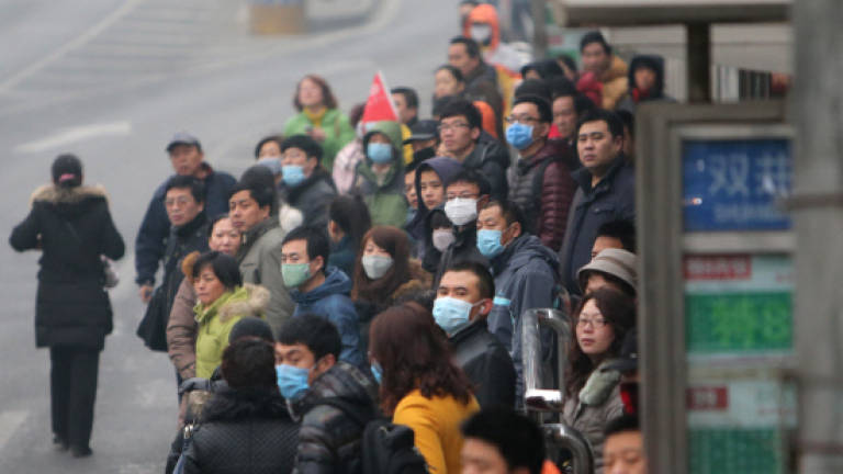 Gasping for a laugh as China smog persists