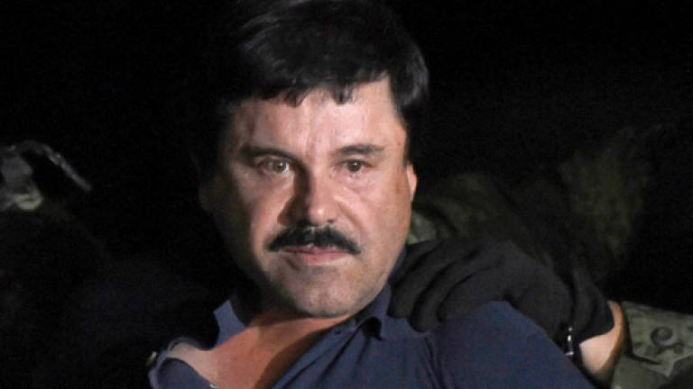 El Chapo going 'crazy' in jail