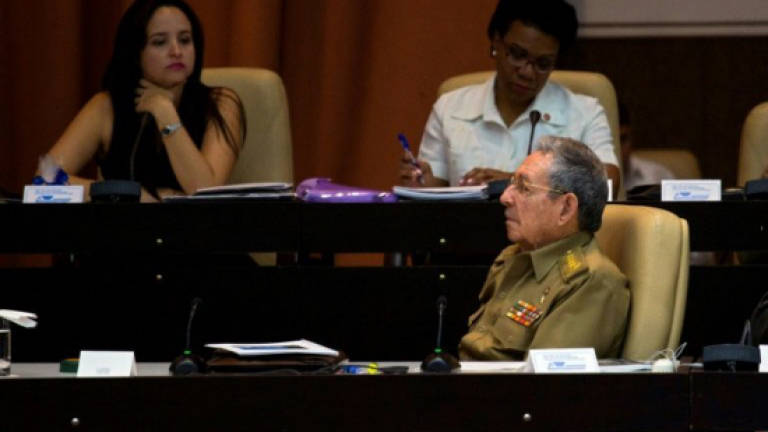 Raul Castro to step down as Cuba's president in April 2018