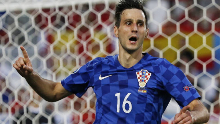 Fiorentina to fine Kalinic amid mooted Milan move