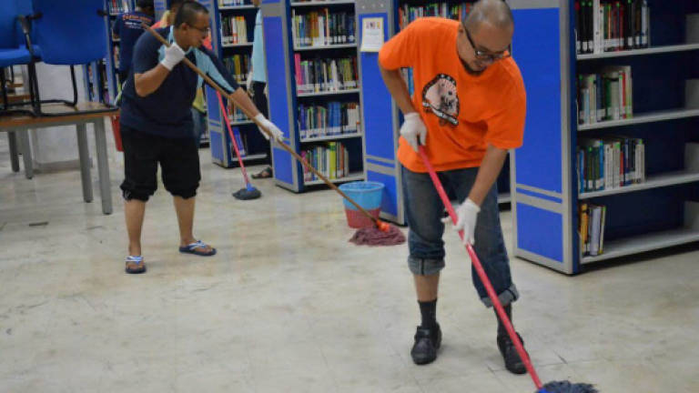 MMU clarifies handling of wild boar in varsity library MMU clarifies handling of wild boar in varsity library