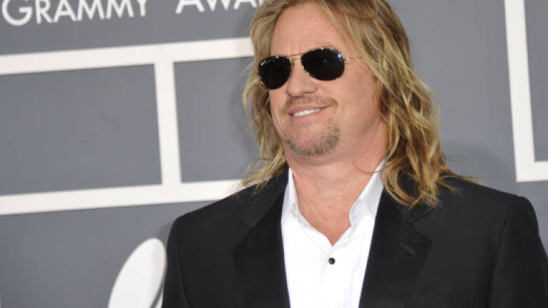 Val Kilmer: Michael Douglas is wrong, I don't have cancer