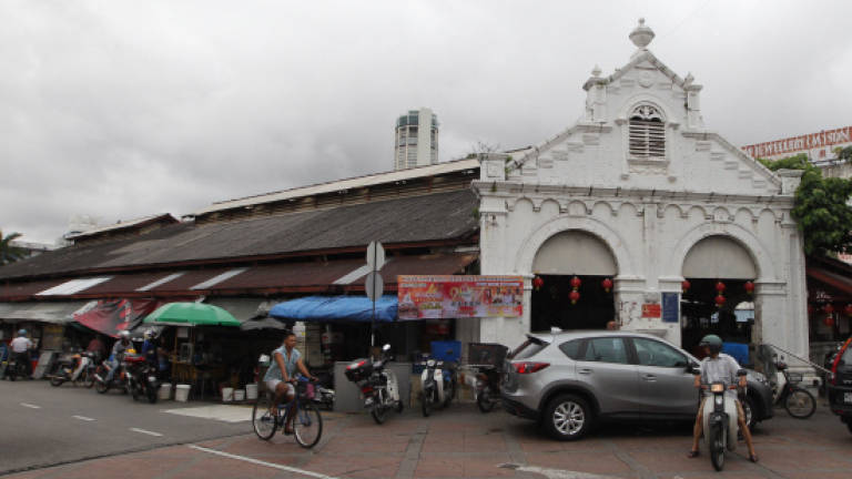 Campbell market traders hope for revival