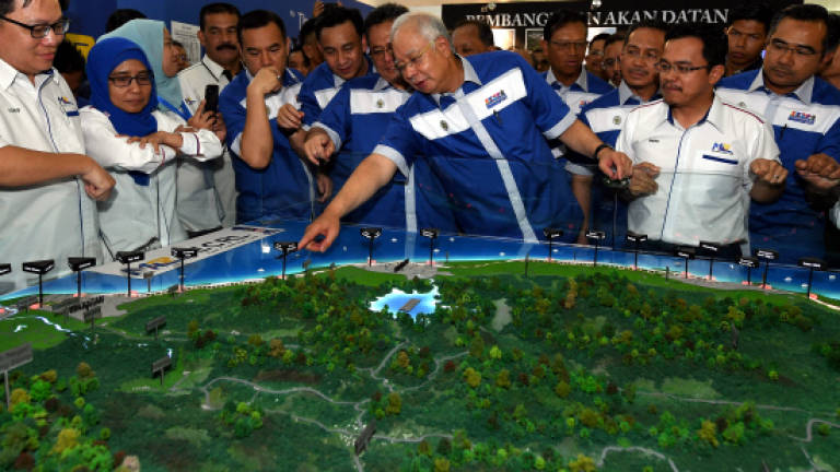 Najib closes Terengganu 2018 Expo