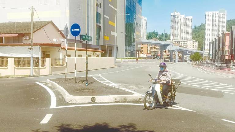 The site has become a hotspot for collisions as motorists use the oddly-shaped structure as a roundabout, causing jitters among residents. – Masry Che Ani/theSun