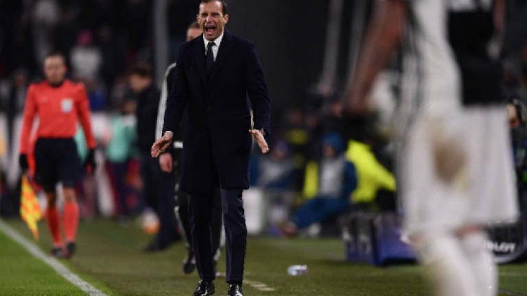 Allegri irritated by criticism as Juve fail to kill off Spurs