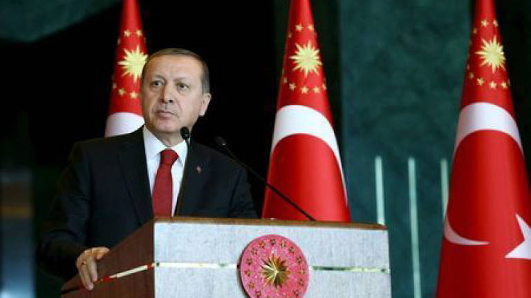 Erdogan sues main opposition party leader