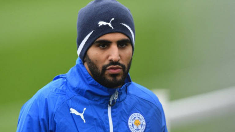Roma's Mahrez bid rejected by Foxes