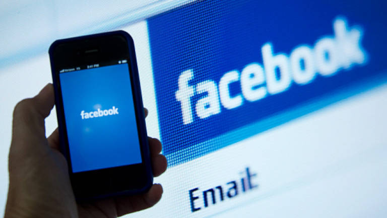 Thailand has no immediate plan to suspend Facebook