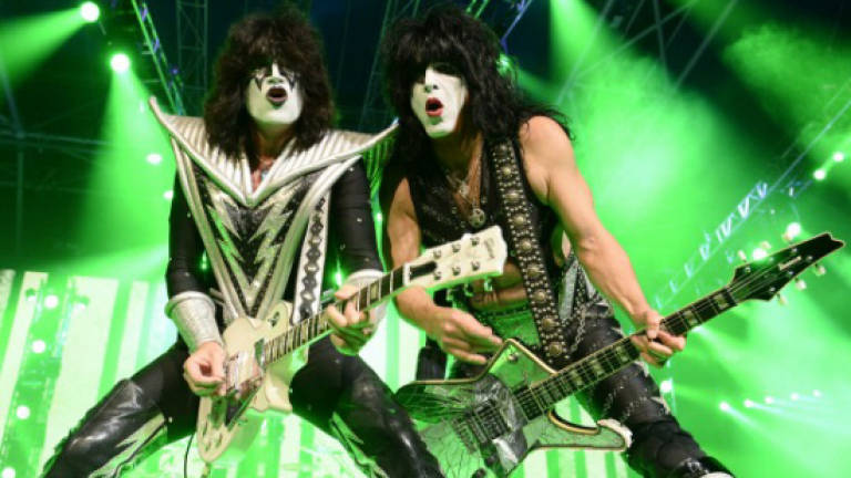Kiss woos fans with 36-date US summer tour