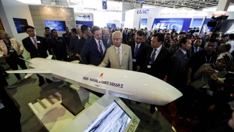 Lima'17: Najib receives courtesy calls from foreign delegates