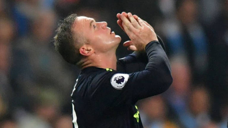 Rooney landmark 200th goal a 'sweet moment'