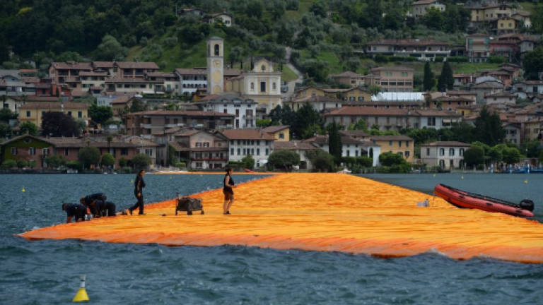Famed artist Christo invites public to walk on water